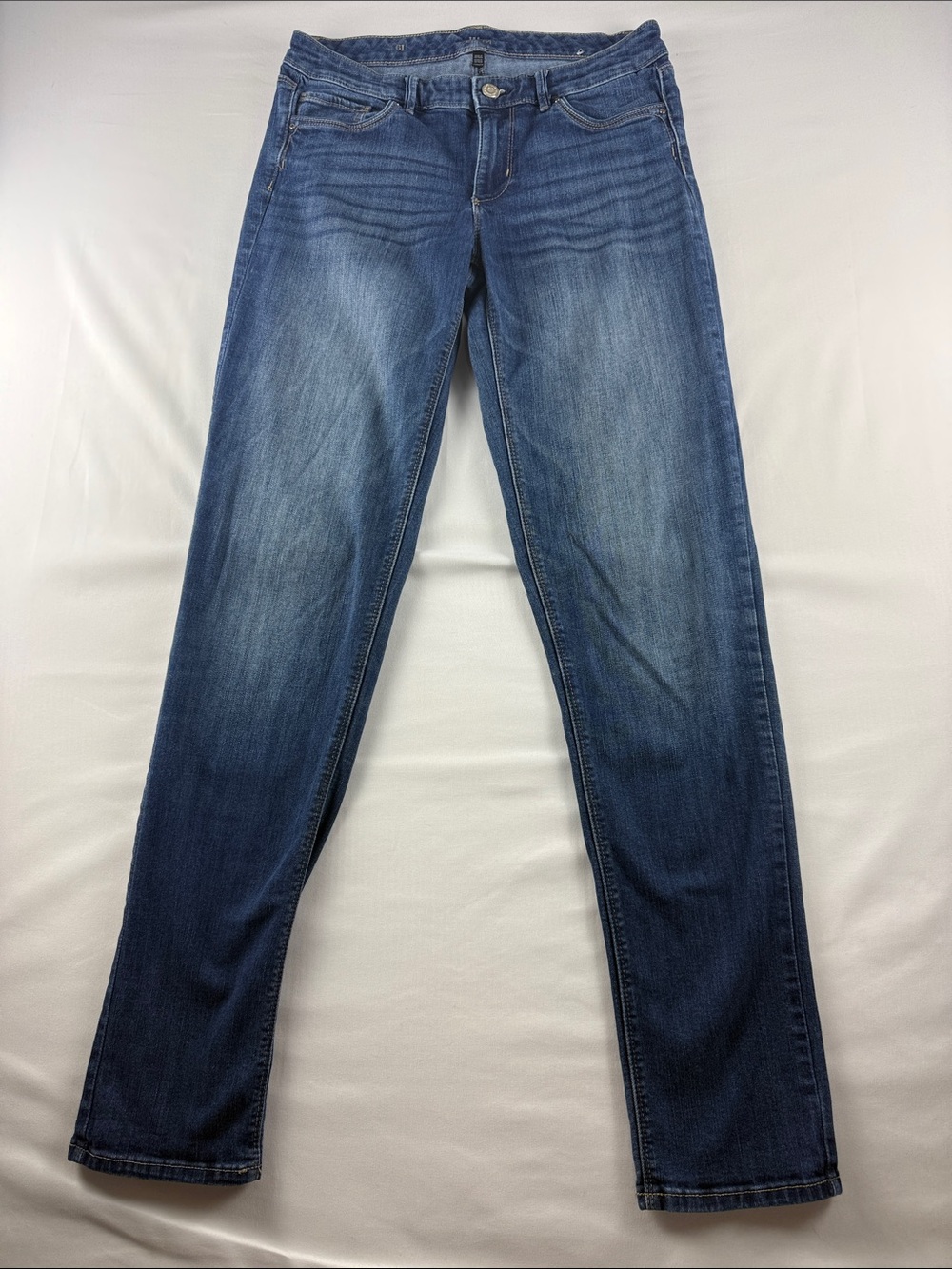 White House Black Market The Slim Jean Women's Size 6 Long
